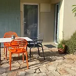 Апартаменты De La Roulliere Le Longeron