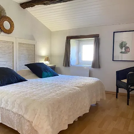 De La Roulliere Appartement *